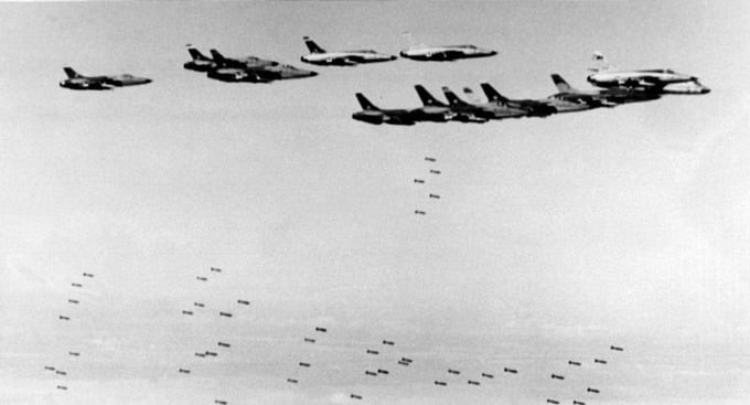 Từ ngày 18-30/12/1972, Mỹ đã thả hơn 36.000 tấn bom xuống miền Bắc Việt Nam
