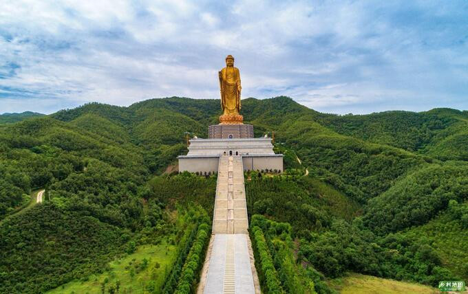 Vị trí xây dựng Trung Nguyên đại Phật được cho là một nơi vô cùng phong thủy