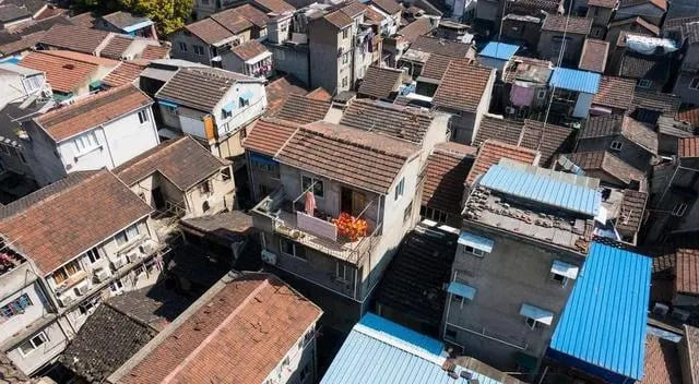 Mua căn nhà cũ nát giá 100 triệu, 17 năm sau được đền bù giải tỏa 40 tỷ đồng. Ảnh: Baijiahao