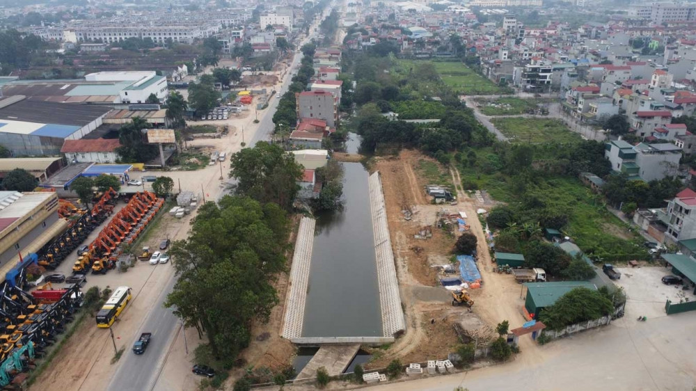 Cận cảnh tuyến đường dài 6km được Hà Nội đầu tư hơn 700 tỷ đồng đã hoàn thành giai đoạn 1