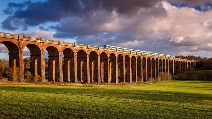 Cây cầu Ouse Valley Viaduct đã tồn tại 183 năm