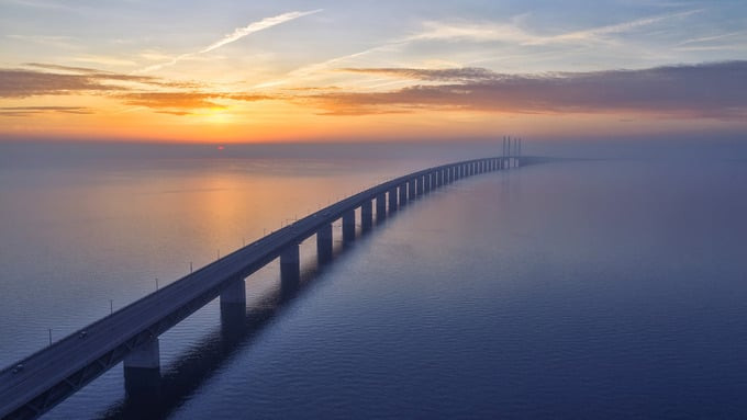 Cầu Øresund đã trở thành biểu tượng ngoại giao của cả Đan Mạch và Thụy Điển