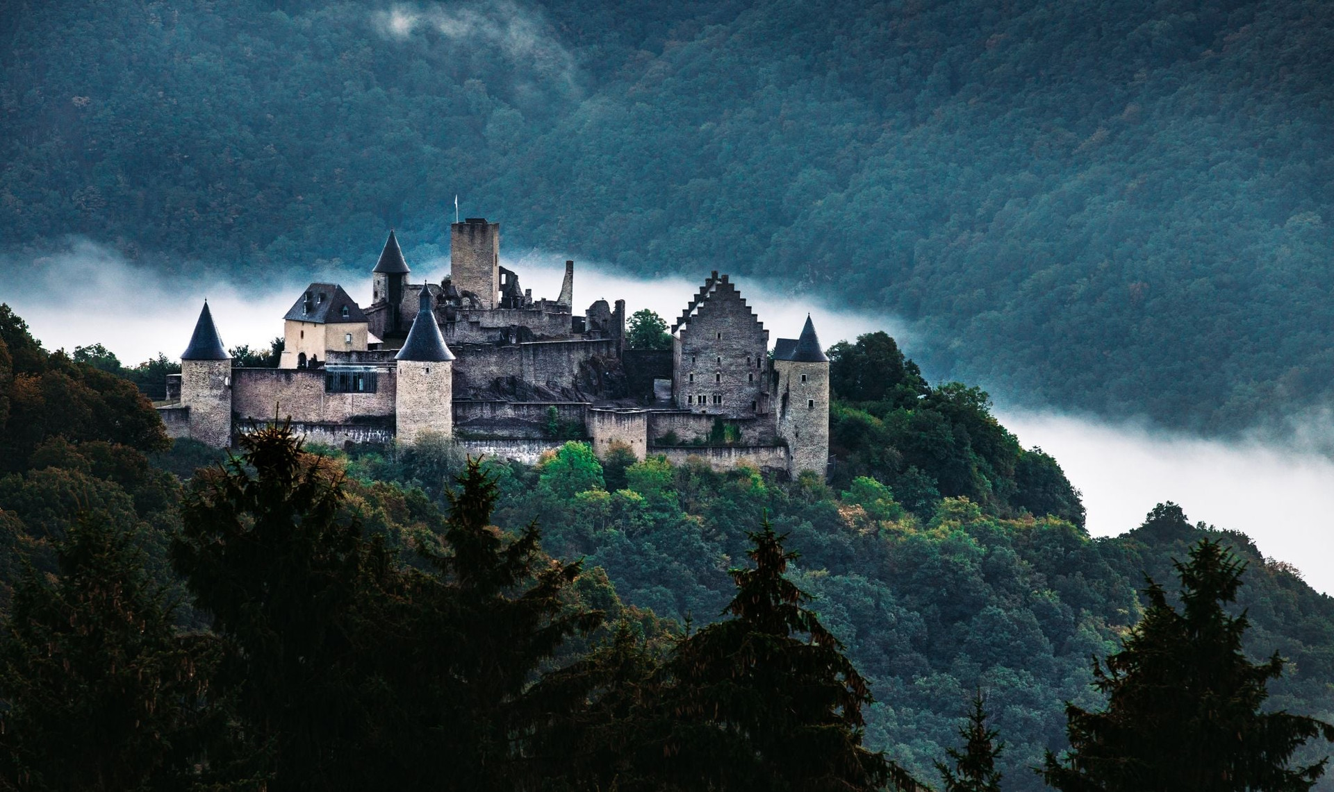 Lâu đài Bourscheid