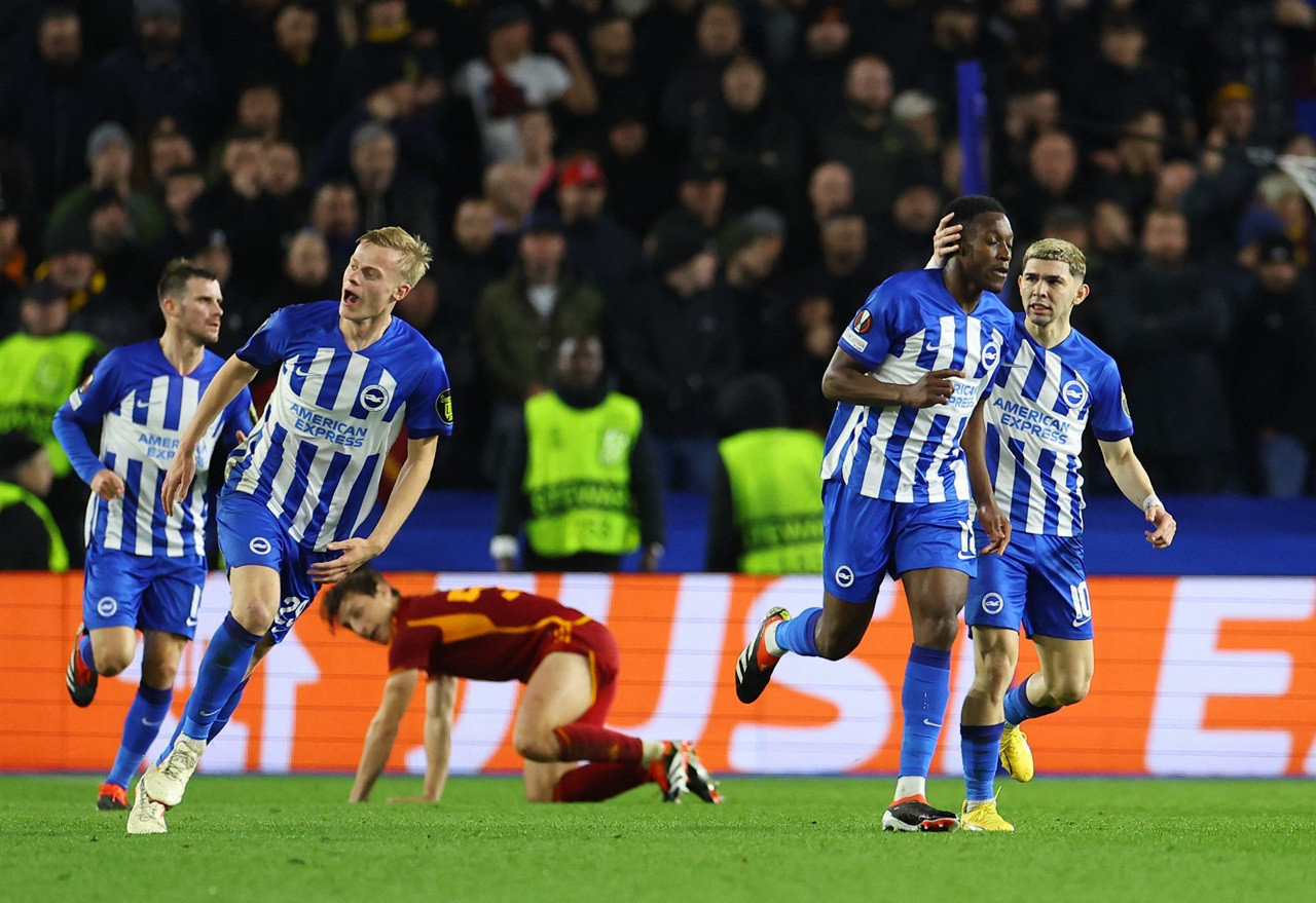 brighton vs as roma 4.jpg