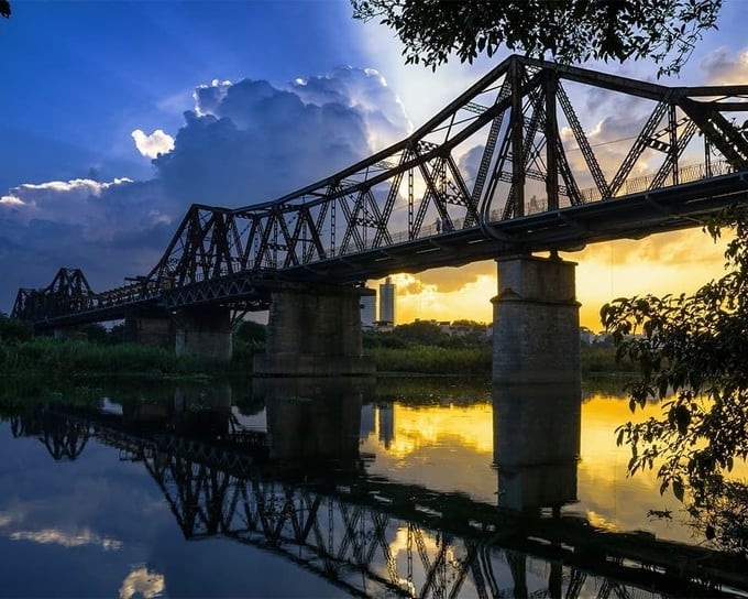 Cầu Long Biên - một trong những biểu tượng lớn của Thủ đô ngàn năm văn hiến