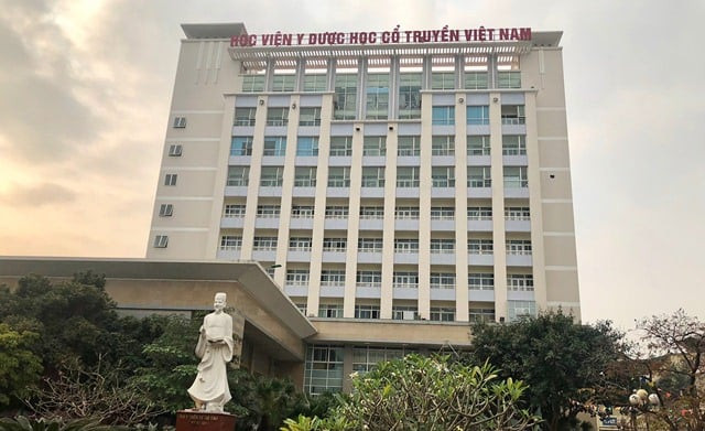 Học viện Y Dược học Cổ truyền Việt Nam là trường đại học y học cổ truyền đầu tiên ở Việt Nam