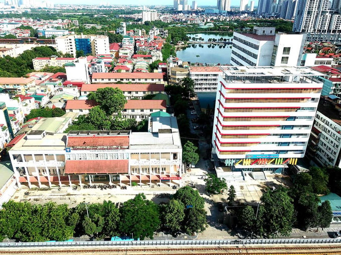 Trường Đại học Kiến trúc Hà Nội là một trong những trường hàng đầu về đào tạo nhóm ngành xây dựng và thiết kế tại Việt Nam