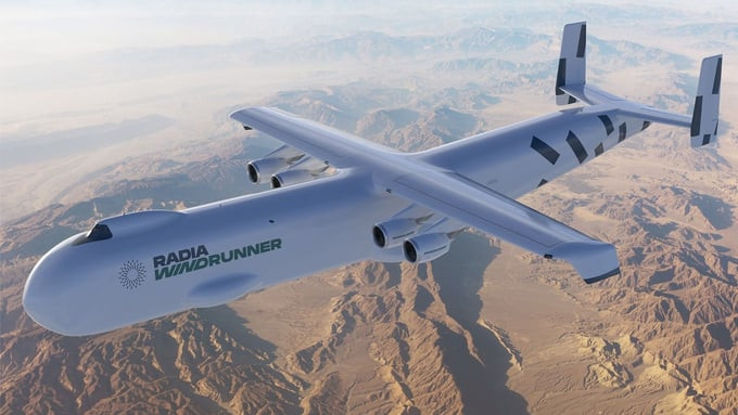 Chiếc máy bay khổng lồ này có tên gọi WindRunner, được thiết kế bởi công ty năng lượng Radia có trụ sở tại bang Colorado, Mỹ