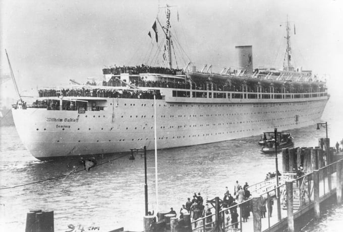 Dù nhỏ hơn nhưng nó lại chở số khách gấp 4 lần Titanic. Ảnh: Getty Images