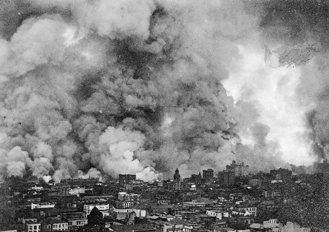 Vụ hỏa hoạn kinh hoàng nhất lịch sử khiến hơn 10.000 tòa nhà bị đánh sập để ngăn lửa, thiêu rụi 80% diện tích toàn thành phố