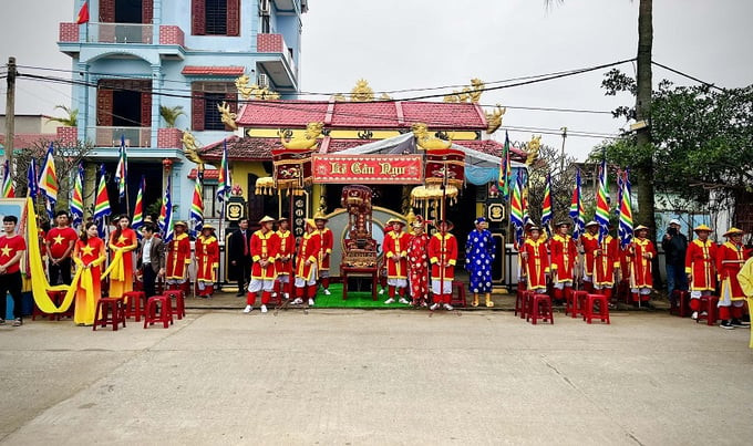 Hàng năm, tại Ngư Linh Miếu, người dân biển Cảnh Dương đều tổ chức Lễ hội Cầu ngư vào ngày rằm tháng Giêng