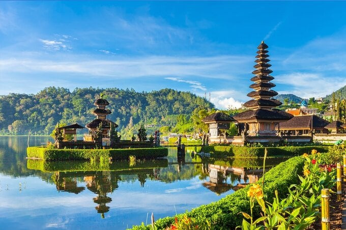 Đất nước Indonesia rộng lớn với nhiều cảnh quan thiên nhiên đẹp