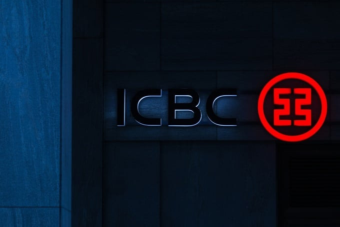 Vào ngày 10/11/2023, Ngân hàng Công thương Trung Quốc (ICBC) bị hacker tấn công, buộc phải sử dụng…USB để truyền tải dữ liệu