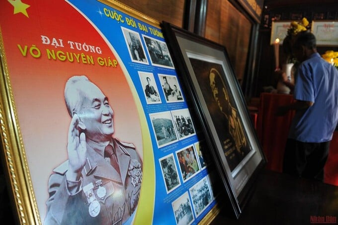 Nhiều bức ảnh chân dung Đại tướng và kỷ vật được trưng bày tại Nhà lưu niệm