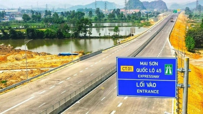 Nút giao Đồng Thắng trên cao tốc Mai Sơn - Quốc lộ 45 đã sắp hoàn thành các hạng mục