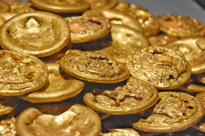 Những miếng vàng được tìm thấy ở công trường gần Nhà máy gạch tại tỉnh Thiểm Tây, Trung Quốc (Ảnh minh họa)