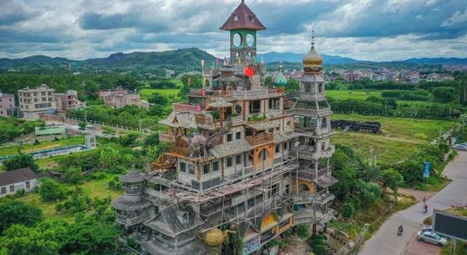 Ngôi 'nhà điên' nổi tiếng tại Quảng Tây