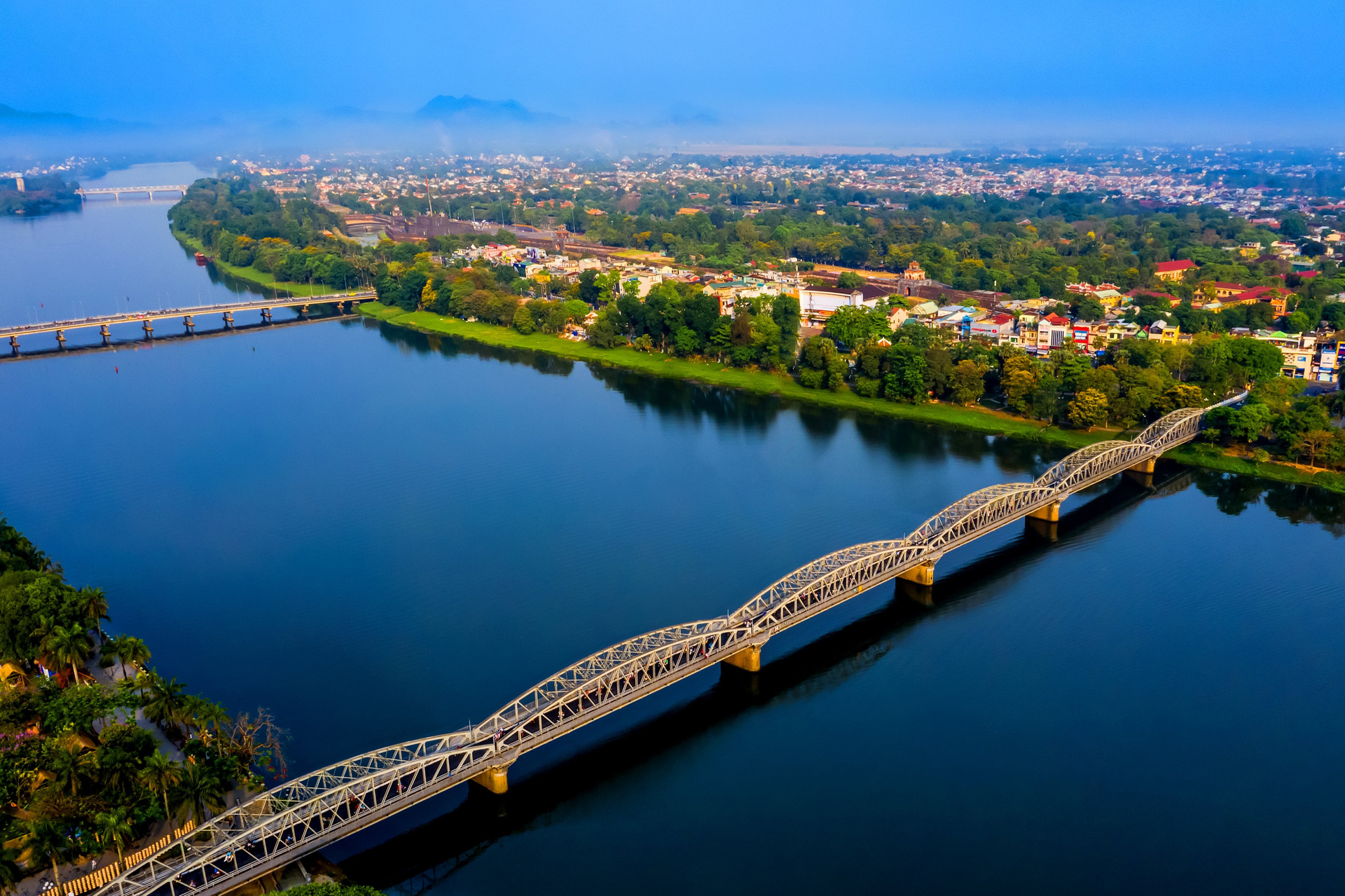 Thừa Thiên Huế sẽ trở thành thành phố trực thuộc trung ương mang đậm bản sắc văn hóa Việt vào năm 2025