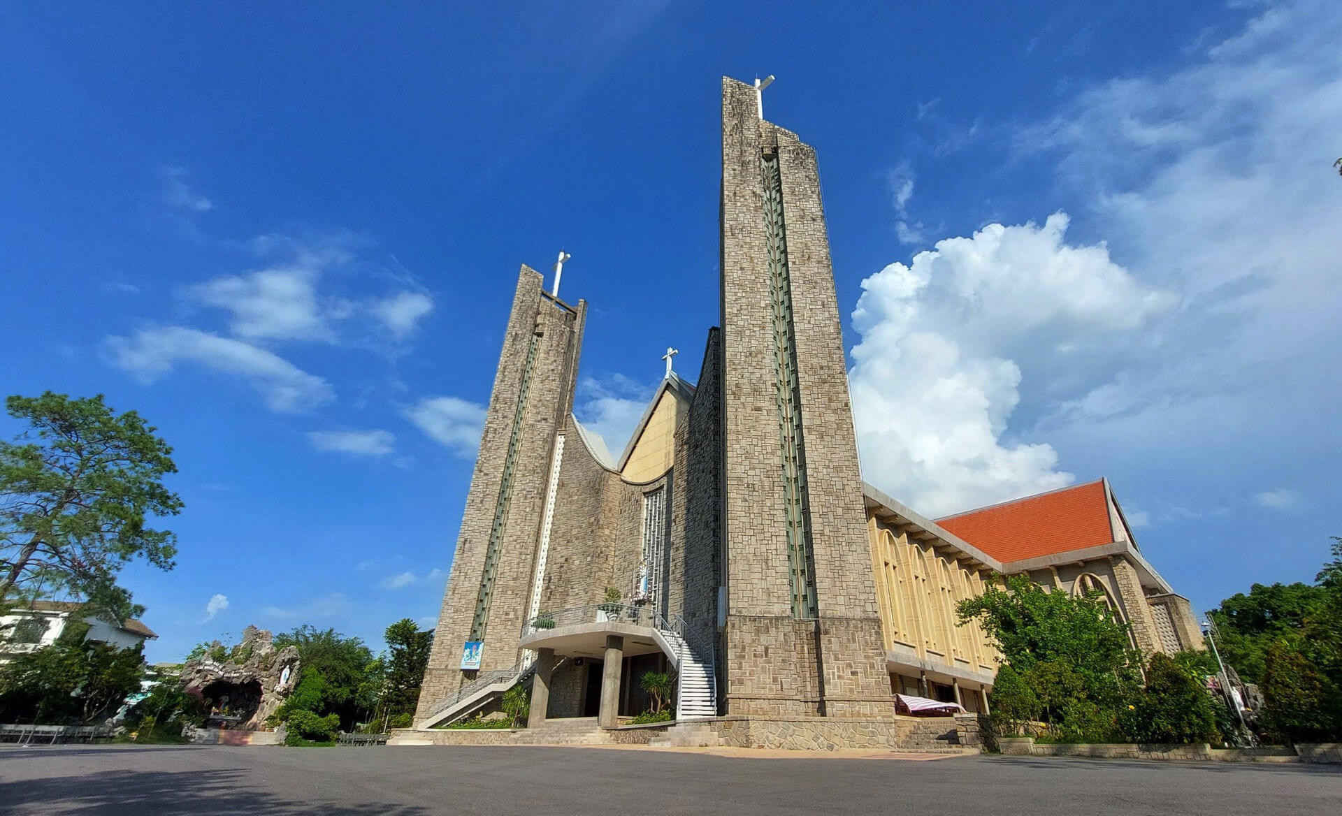Nhà thờ Phủ Cam