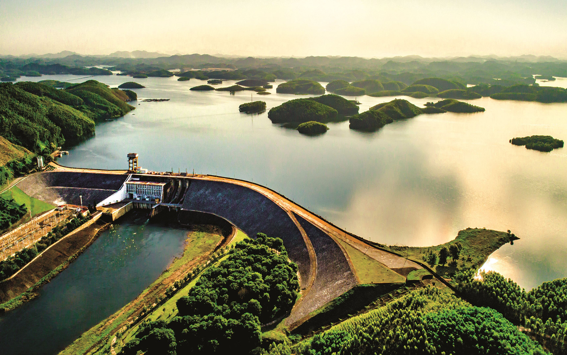 Hồ thủy điện thác Bà đạt 111% lưu lượng nước cao hơn trung bình nhiều năm