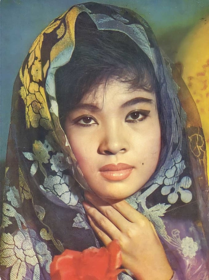 Thanh Thúy trên poster ca nhạc những năm cuối thập niên 1950 khi mới vào nghề