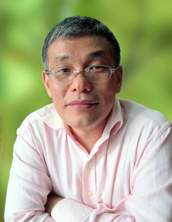 Tiến sĩ Hoàng Lê Minh, người giành huy chương vàng toán quốc tế đầu tiên của Việt Nam. Ảnh: Hương Thu/Báo VnExpress