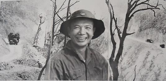 Nụ cười của 'Vị tướng Chính ủy' Hoàng Thế Thiện ở Trường Sơn