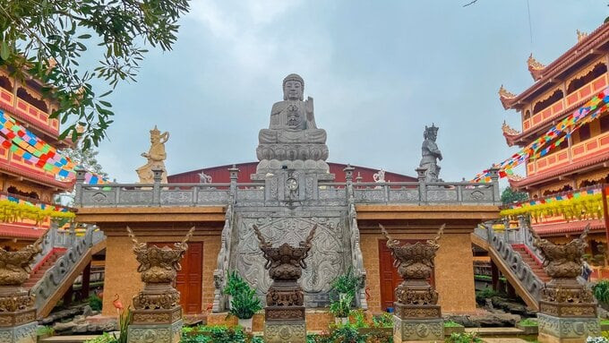 Theo các tài liệu lịch sử ghi chép, chùa Thắng Nghiêm được xây dựng vào thời vua Lý Công Uẩn