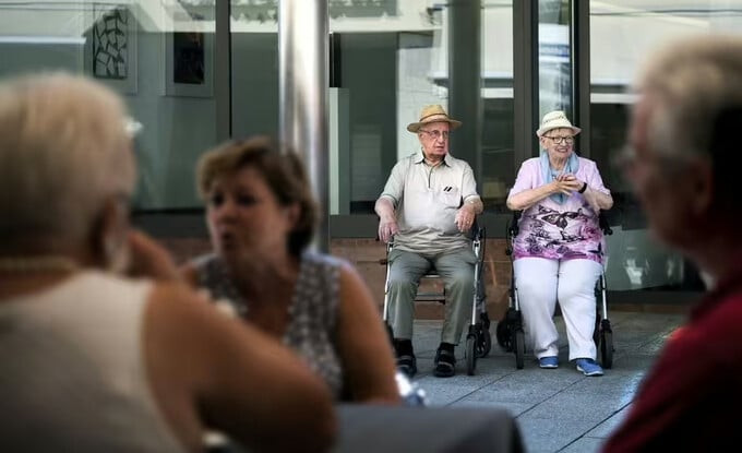 Cư dân của Liechtenstein có tuổi thọ trung bình là 84 tuổi