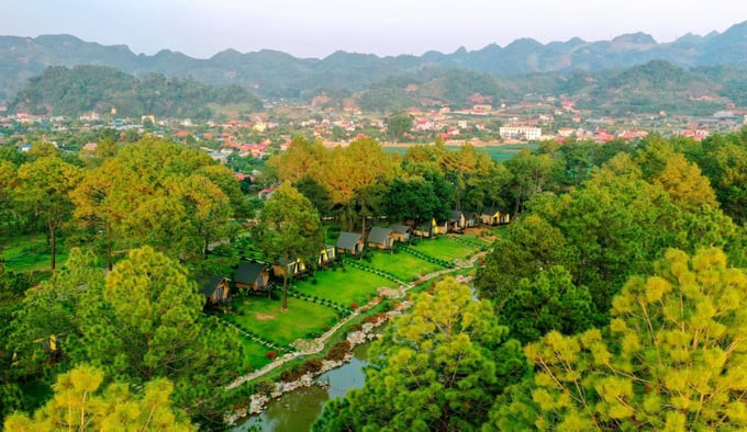 Khu du lịch quốc gia Mộc Châu có diện tích 206.150ha, nằm trên địa giới hành chính của 2 huyện Mộc Châu và Vân Hồ, tỉnh Sơn La