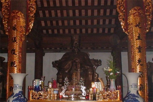 Tượng thờ Khúc Thừa Dụ ở Hải Dương. Ảnh: Báo VOV