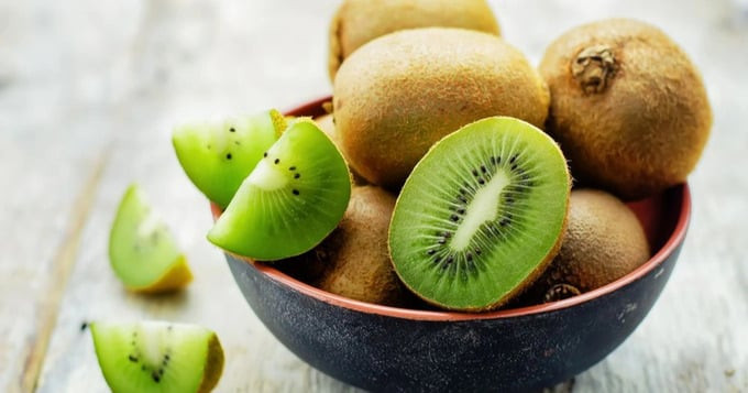 kiwi-fruit-1-crop-1655993116953