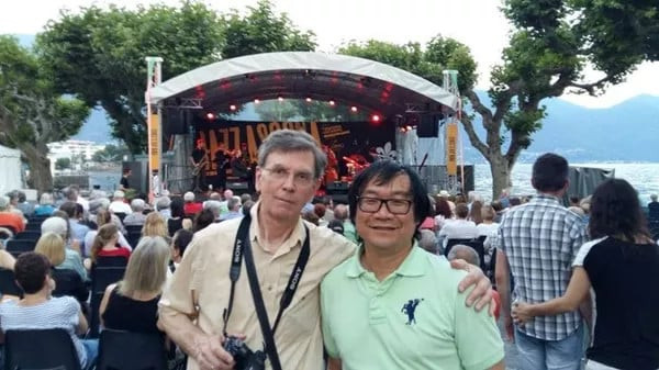GS Nguyễn Tiến Dũng ( bên phải) với người thầy Nga, GS A.T. Fomenko