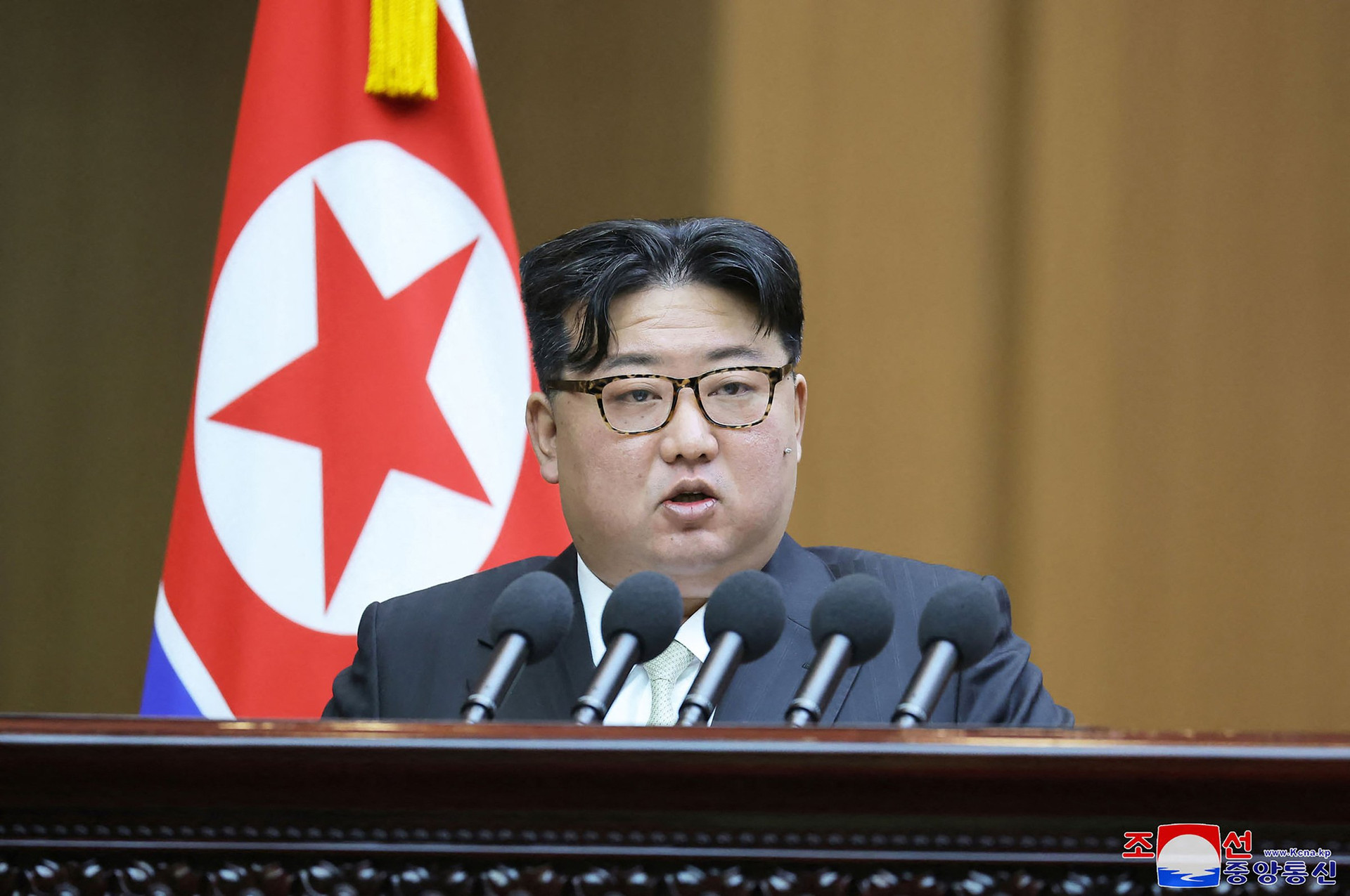 Ông Kim Jong-un tại phiên họp quốc hội Triều Tiên ngày 15/1. Ảnh: AFP