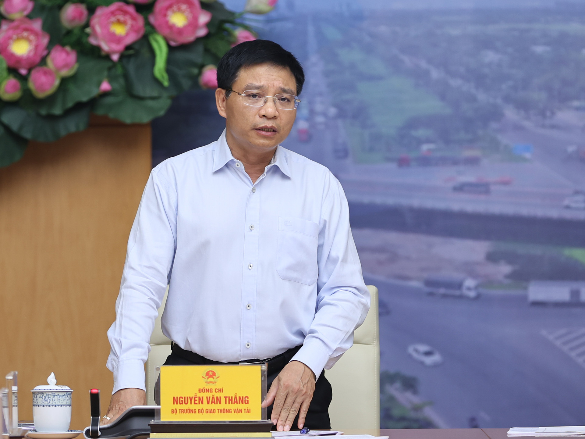 Thủ tướng Phạm Minh Chính: Phấn đấu vượt tiến độ 3-6 tháng các công trình giao thông trọng điểm- Ảnh 2.