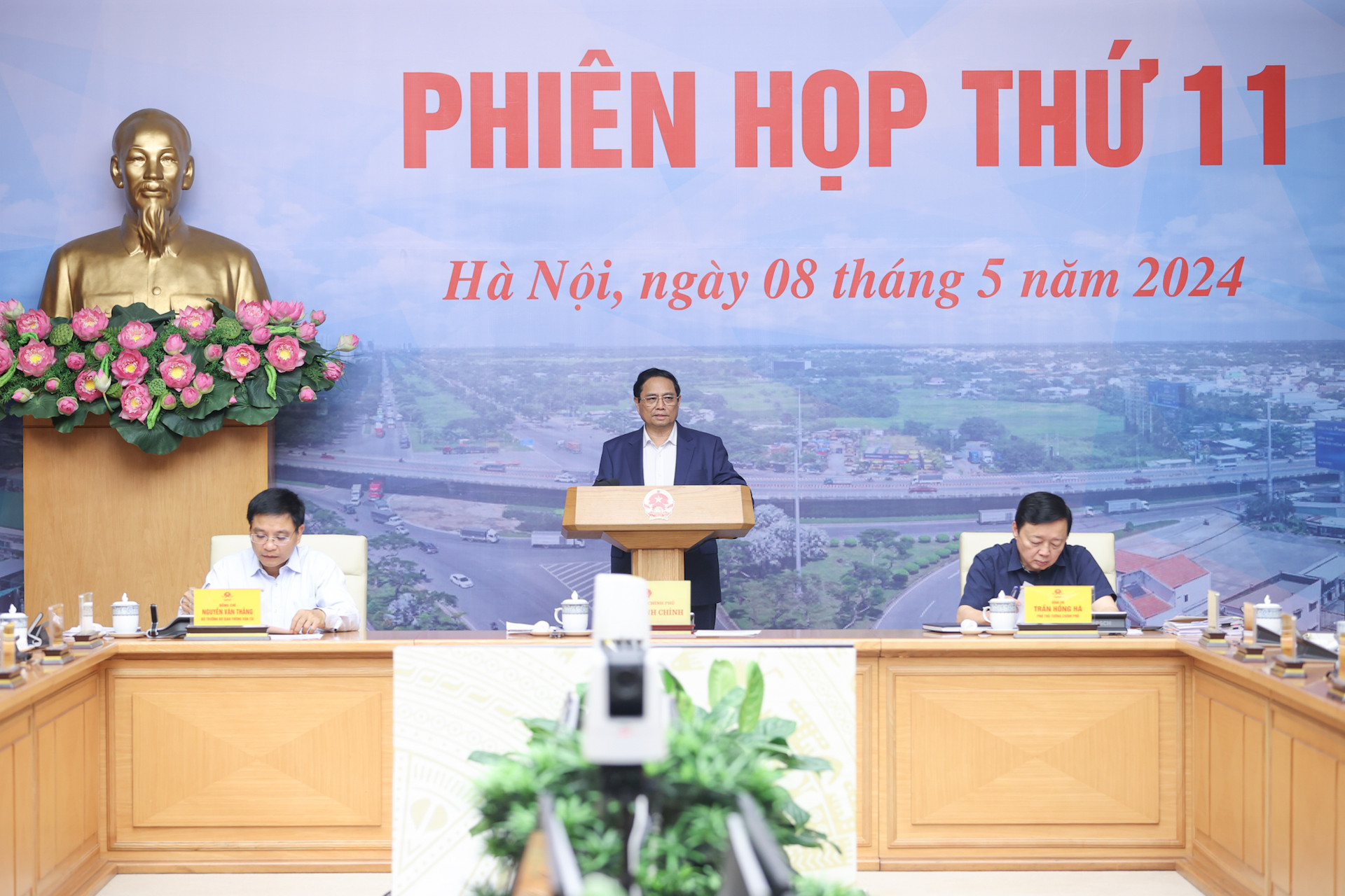 Thủ tướng Phạm Minh Chính: Phấn đấu vượt tiến độ 3-6 tháng các công trình giao thông trọng điểm- Ảnh 7.