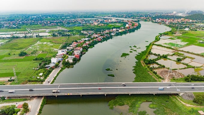 Huyện Kiến Thuỵ sở hữu đường bờ biển dài 6,7km và được đánh giá là địa bàn có nhiều tiềm năng phát triển kinh tế. Ảnh: Internet