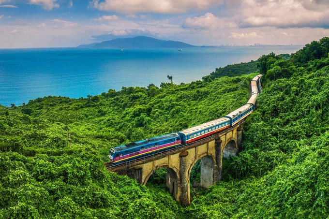 Phong cảnh tuyệt đẹp của cung đường sắt Huế - Đà Nẵng. Ảnh: Internet