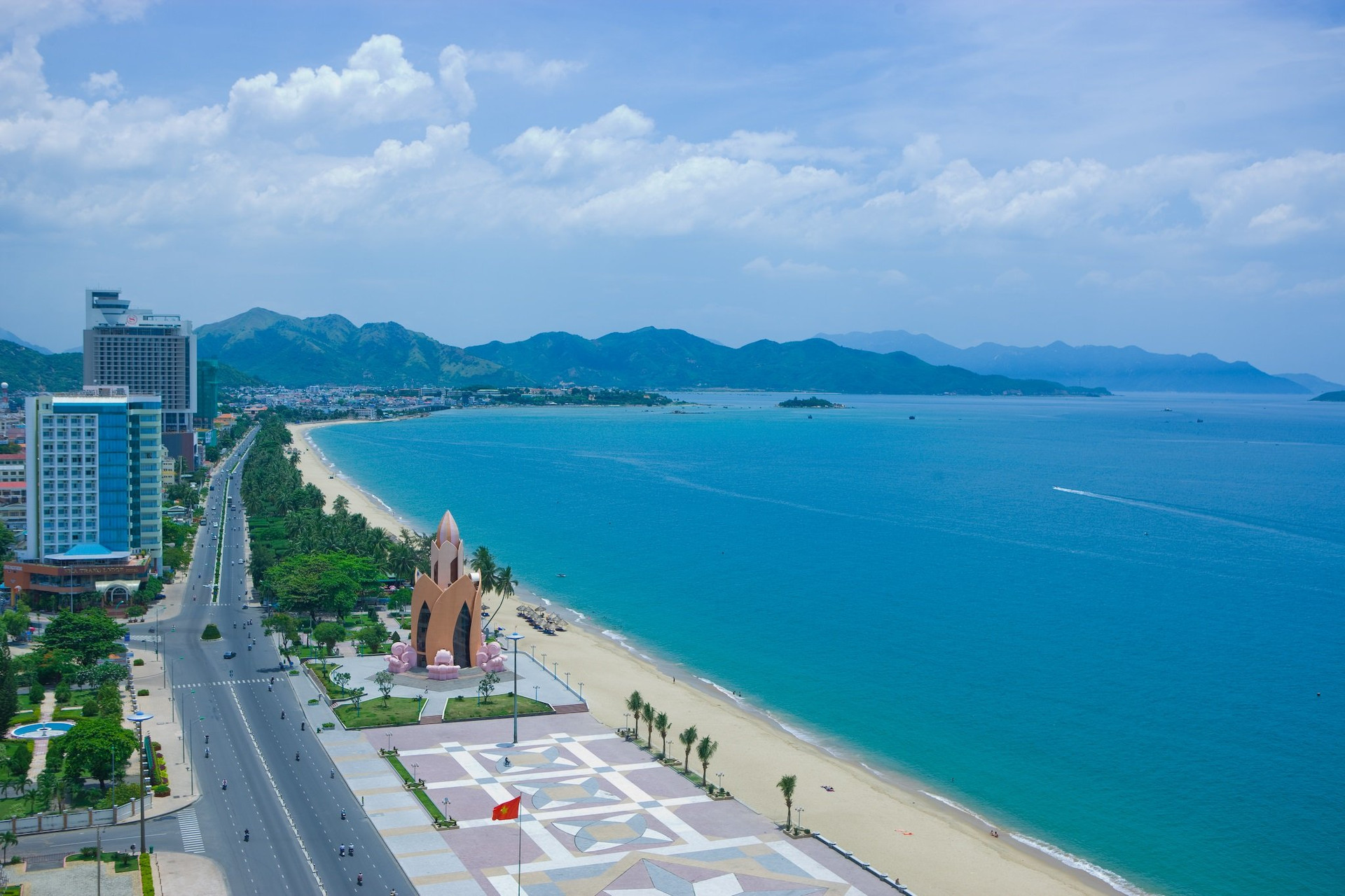 Vịnh Nha Trang tuyệt đẹp. Ảnh: Sở Du lịch tỉnh Khánh Hòa