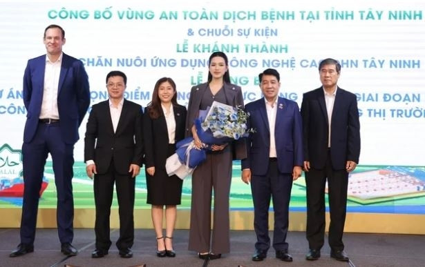 Hùng Nhơn bắt tay Tập đoàn Hoàng Gia De Heus của Hà Lan tạo ra kỳ tích với chuỗi 8 dự án trị giá 2.500 tỷ đồng tại Tây Ninh