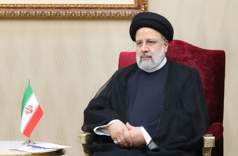 Tổng thống Iran Ebrahim Raisi đang mất tích là ai?
