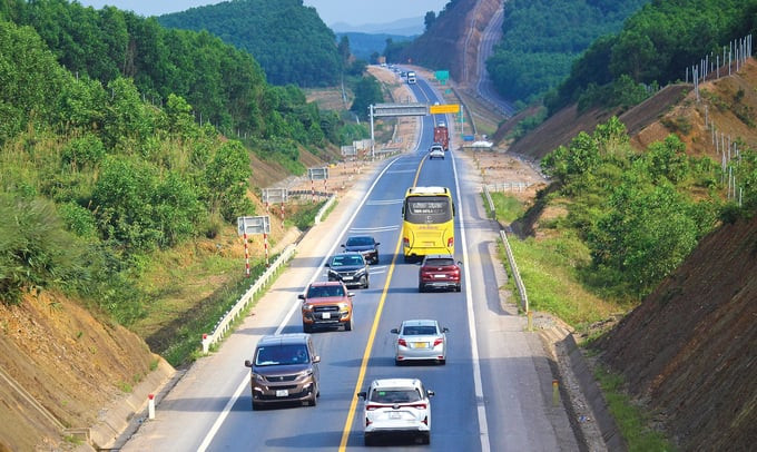 Các tuyến cao tốc do Nhà nước đầu tư dự kiến sẽ thu phí từ ngày 1/10/2024
