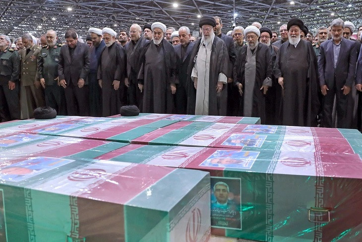 Hình ảnh Iran tổ chức lễ tang Tổng thống Ebrahim Raisi- Ảnh 1.