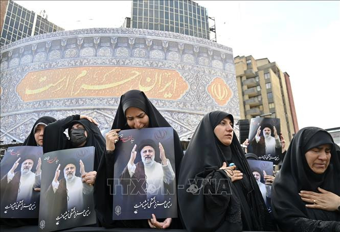 Hình ảnh Iran tổ chức lễ tang Tổng thống Ebrahim Raisi- Ảnh 3.