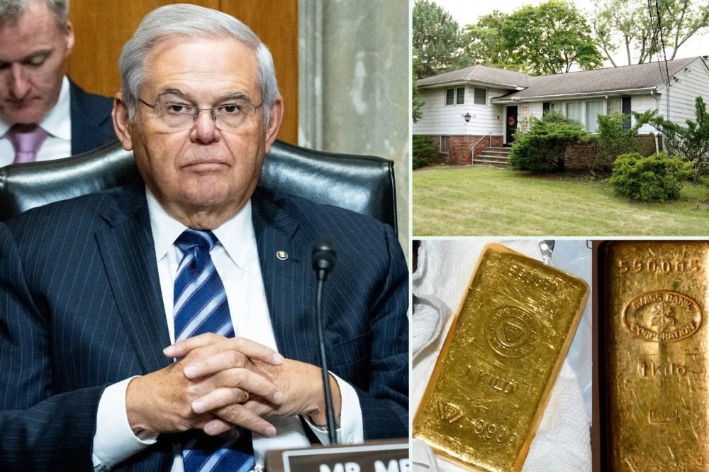 Chùm ảnh gây sốc về bê bối rúng động chính trường Mỹ: Thượng nghị sĩ giấu vàng thỏi đầy nhà, phát hiện hàng trăm ngàn USD trong giày dép, quần áo