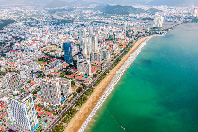 Bãi biển Nha Trang, nằm trong thành phố cùng tên thuộc tỉnh Khánh Hòa, là một trong những bãi biển đẹp nhất của Việt Nam. Ảnh: Internet