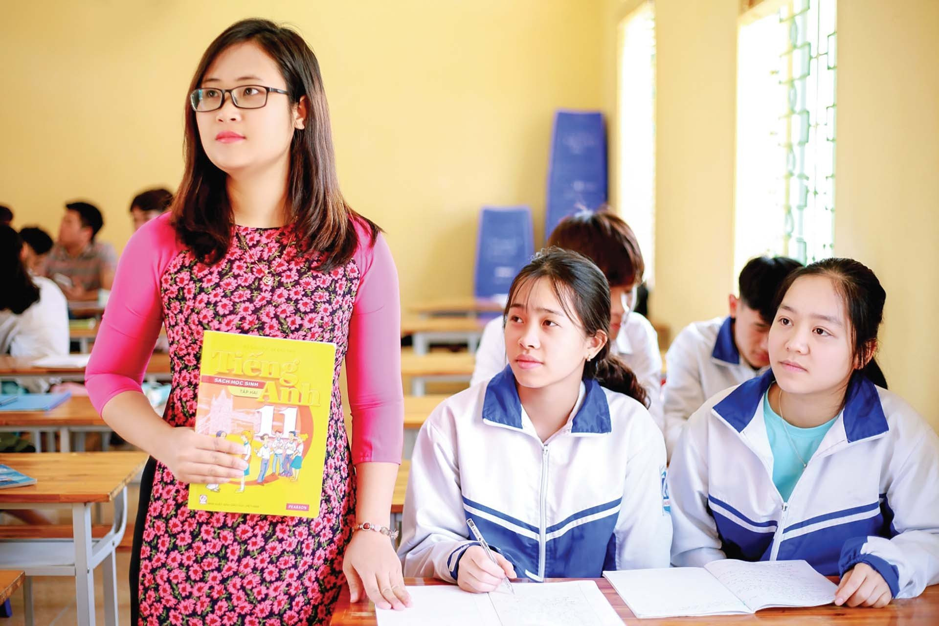 Ngoài các thành tích quốc tế, cô giáo Hà Ánh Phượng cũng đã nhận được Bằng Khen của Thủ tướng Chính phủ cho những nỗ lực của mình năm 2020. Ảnh: Internet