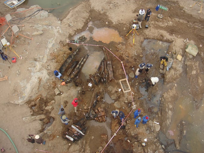 Xác tàu cổ được phát hiện, chứa lượng vàng lớn và nằm sâu trong sa mạc Namibia. Ảnh: Archaeology