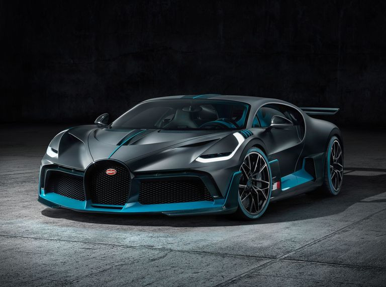 bugatti divo.jpg