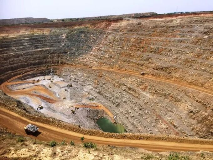 Một mỏ vàng lộ thiên tại châu Phi (Ảnh: Mining Review Africa)